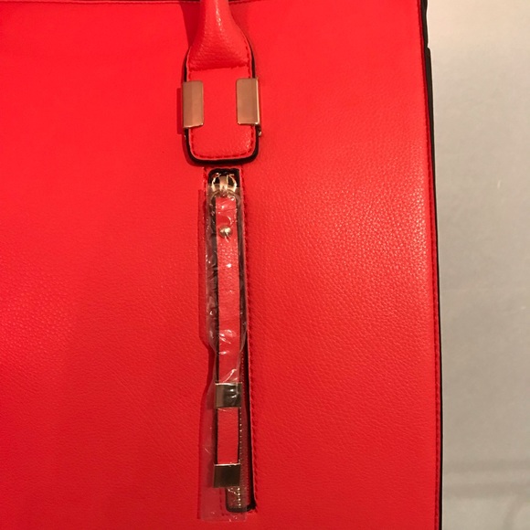 Ruby Collection Coral Classic Handbag - Picture 2 of 7